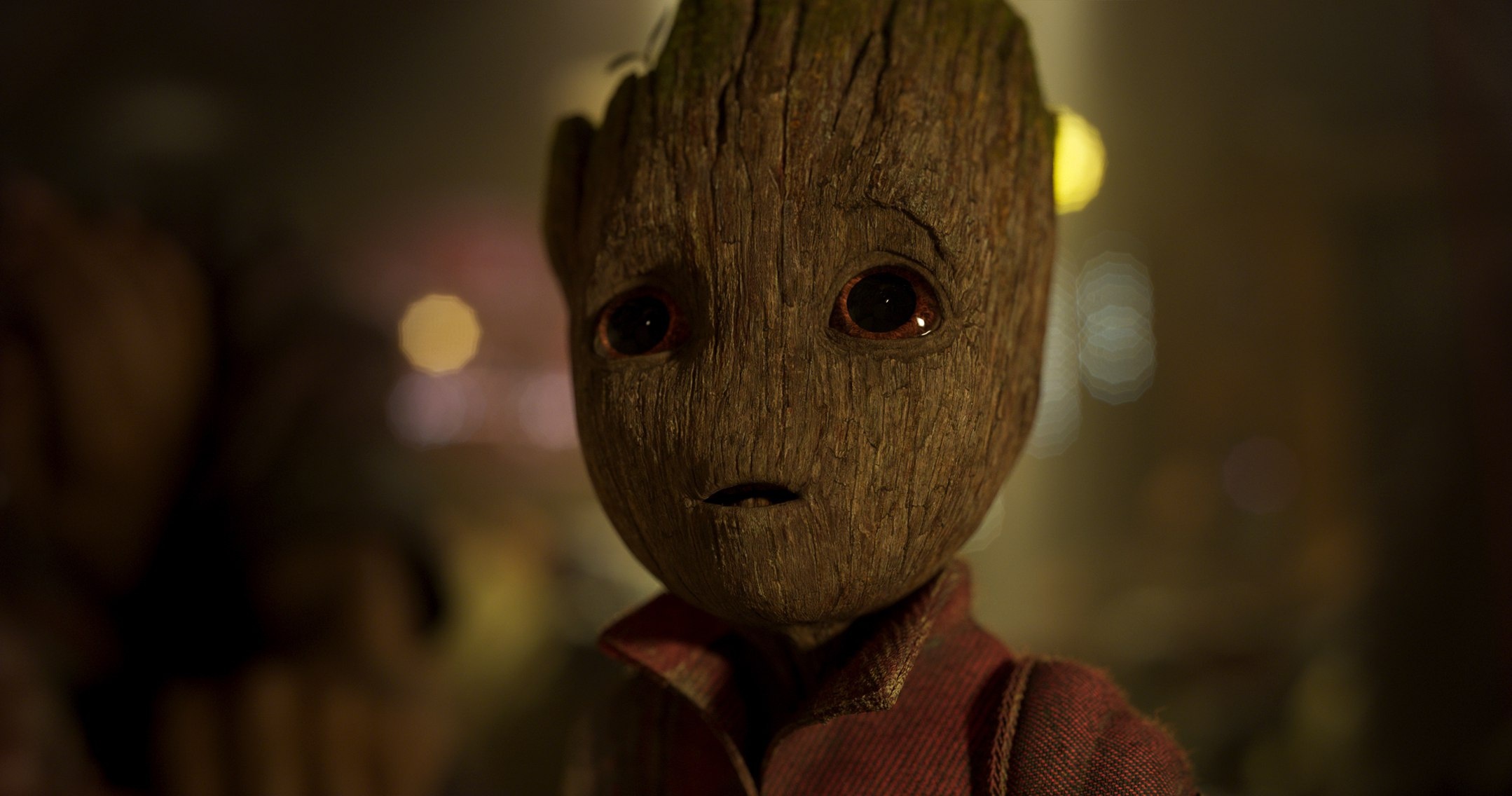 Baby Groot, Red jacket, Bokeh lights Baby Groot, Red jacket, Bokeh lights — 2158×1136 HD wallpaper