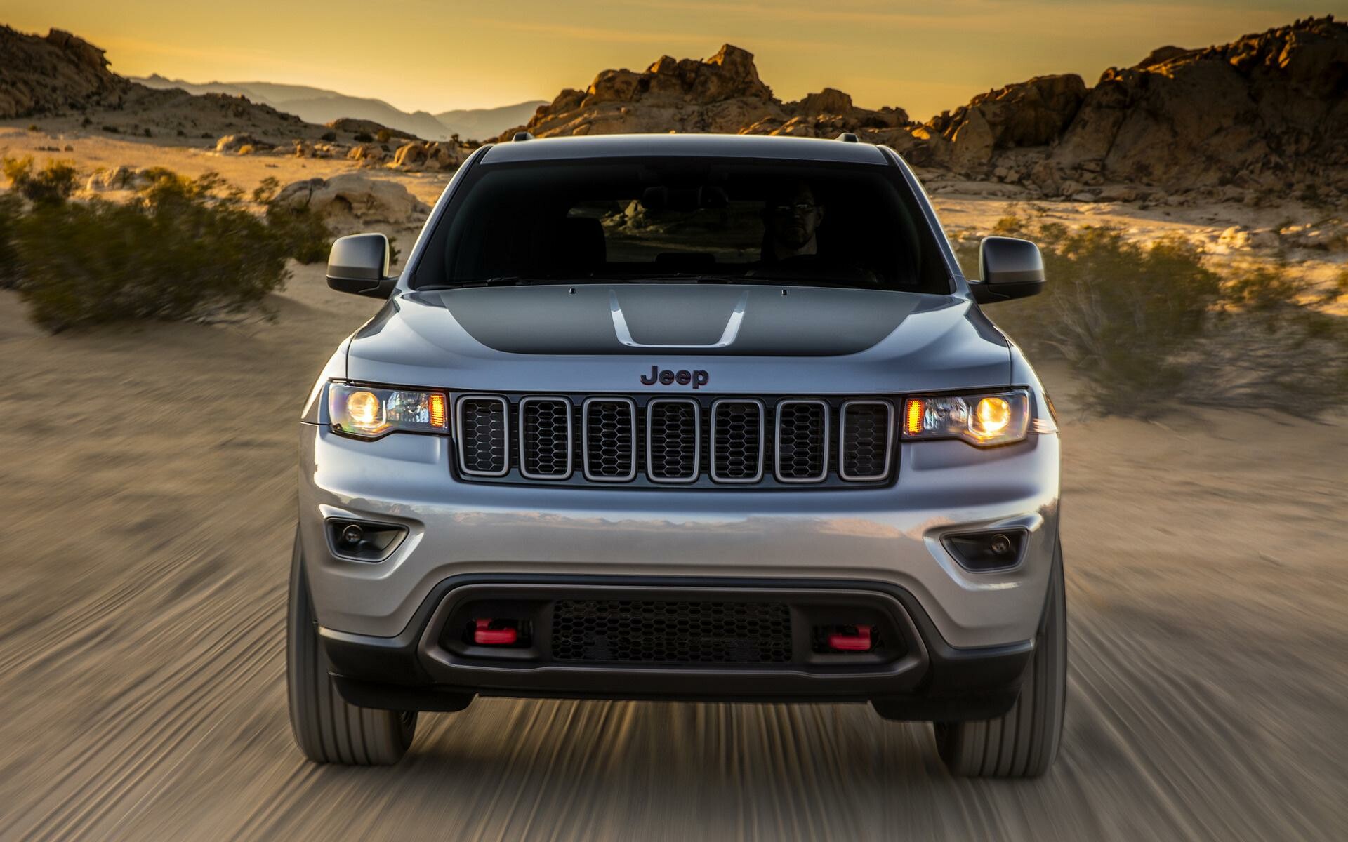 Jeep Grand Cherokee Trailhawk, Desert rocky terrain, Sunset silver SUV Jeep Grand Cherokee Trailhawk, Desert rocky terrain, Sunset silver SUV — 1920×1200 HD wallpaper