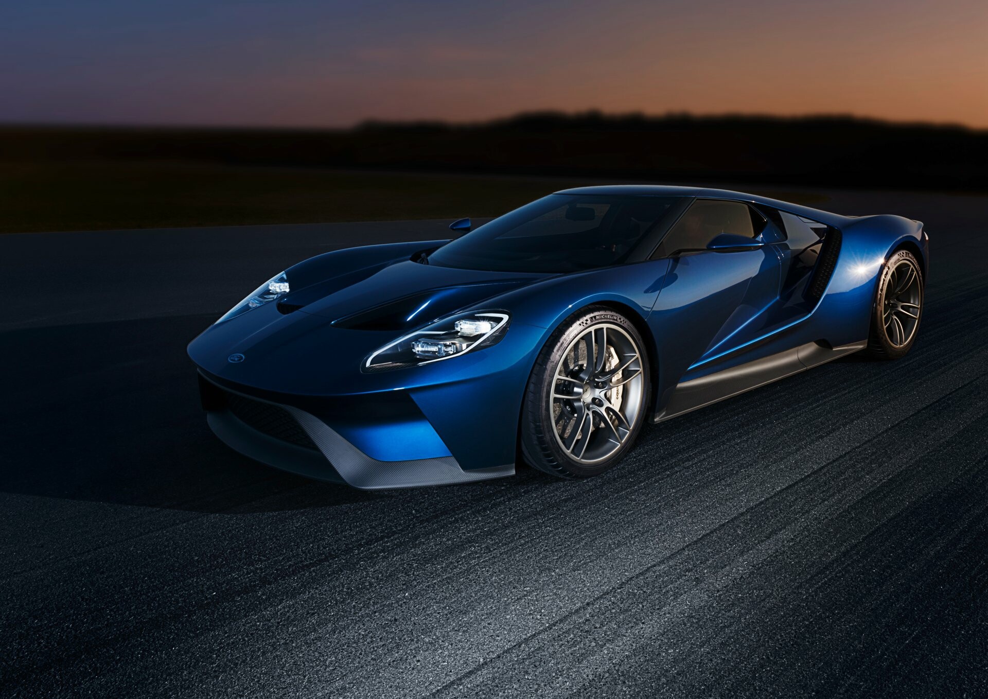 Ford GT supercar, Blue coupe on tarmac, Dusk horizon sky Ford GT supercar, Blue coupe on tarmac, Dusk horizon sky — 1920×1358 HD wallpaper