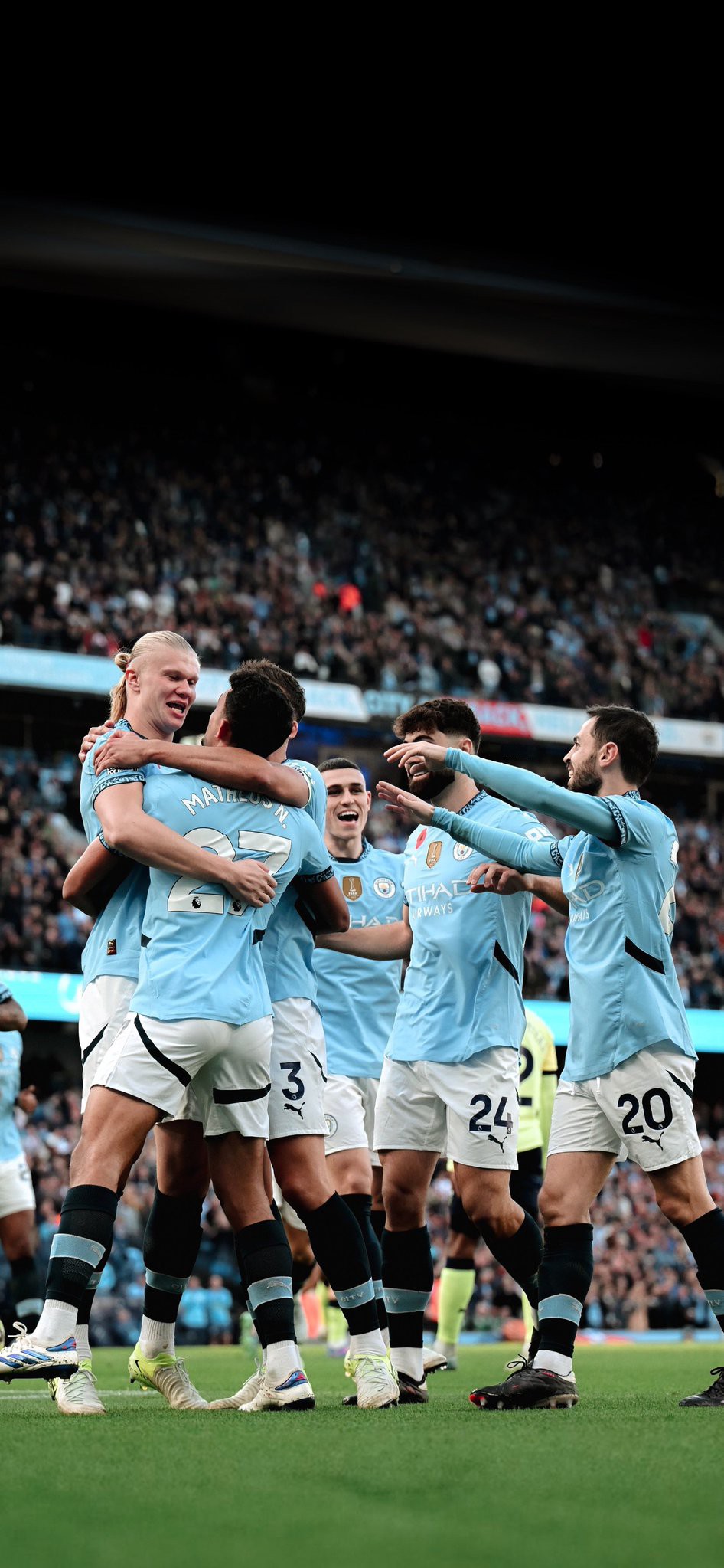 Haaland Manchester City HD Phone Wallpapers Haaland Manchester City HD Phone Wallpapers — 946×2047 HD wallpaper
