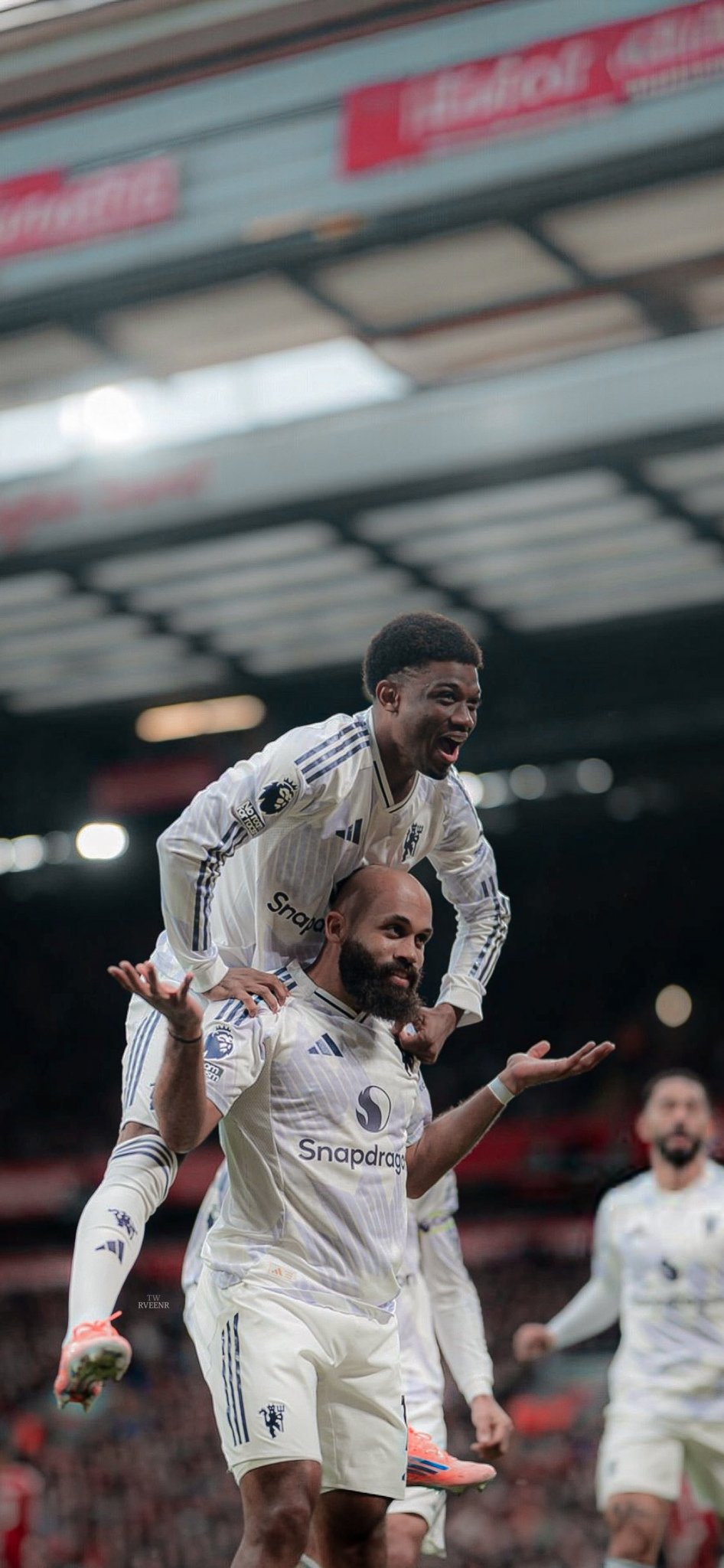 Amad Diallo Manchester United F.C. Motivational iPhone Wallpaper Amad Diallo Manchester United F.C. Motivational iPhone Wallpaper — 946×2048 HD wallpaper