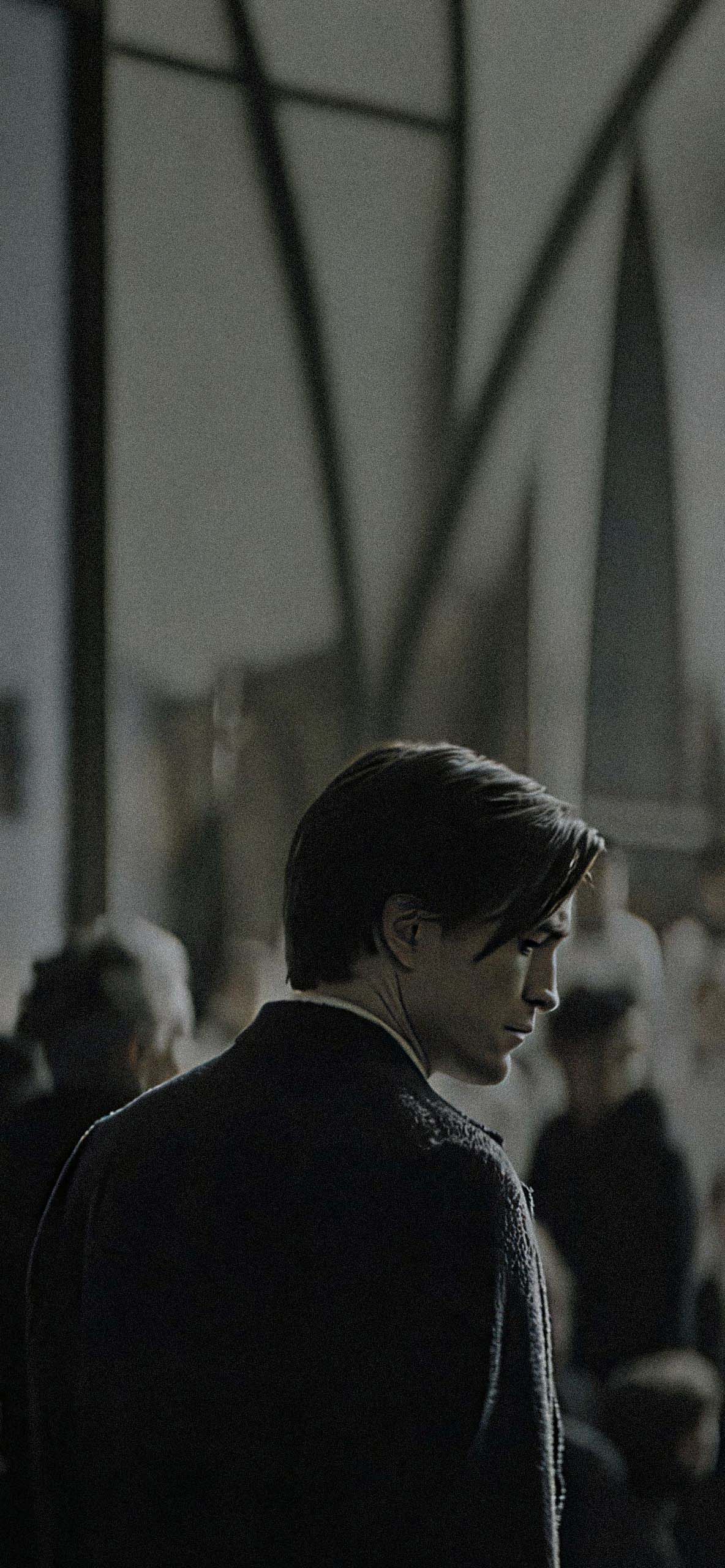 Bruce Wayne Shadow – Robert Pattinson Aesthetic 4K Wallpaper Bruce Wayne Shadow – Robert Pattinson Aesthetic 4K Wallpaper — 1184×2560 HD wallpaper