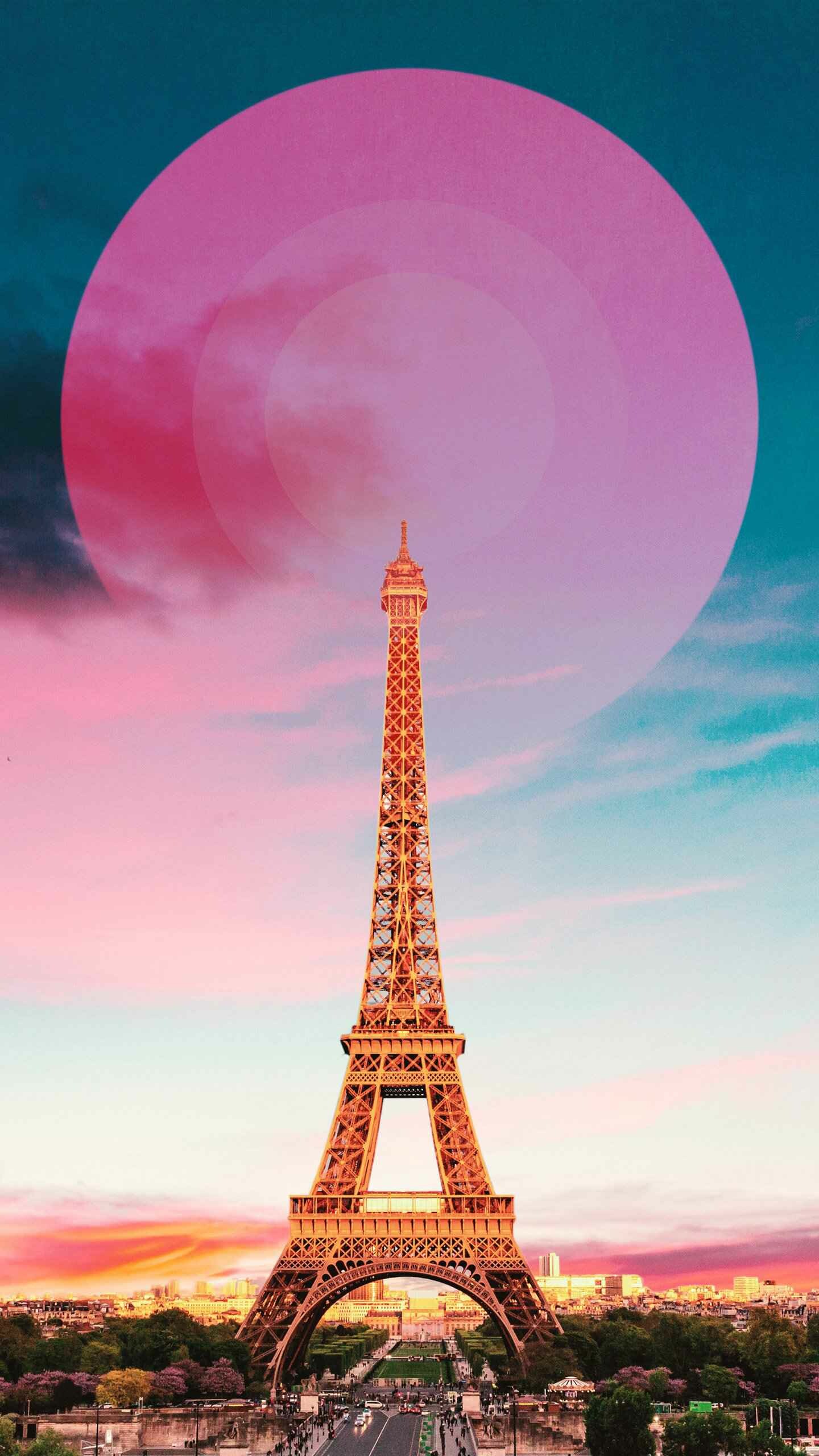 Eiffel Tower, Giant pink moon, Paris sunset skyline Eiffel Tower, Giant pink moon, Paris sunset skyline — 1440×2560 HD wallpaper