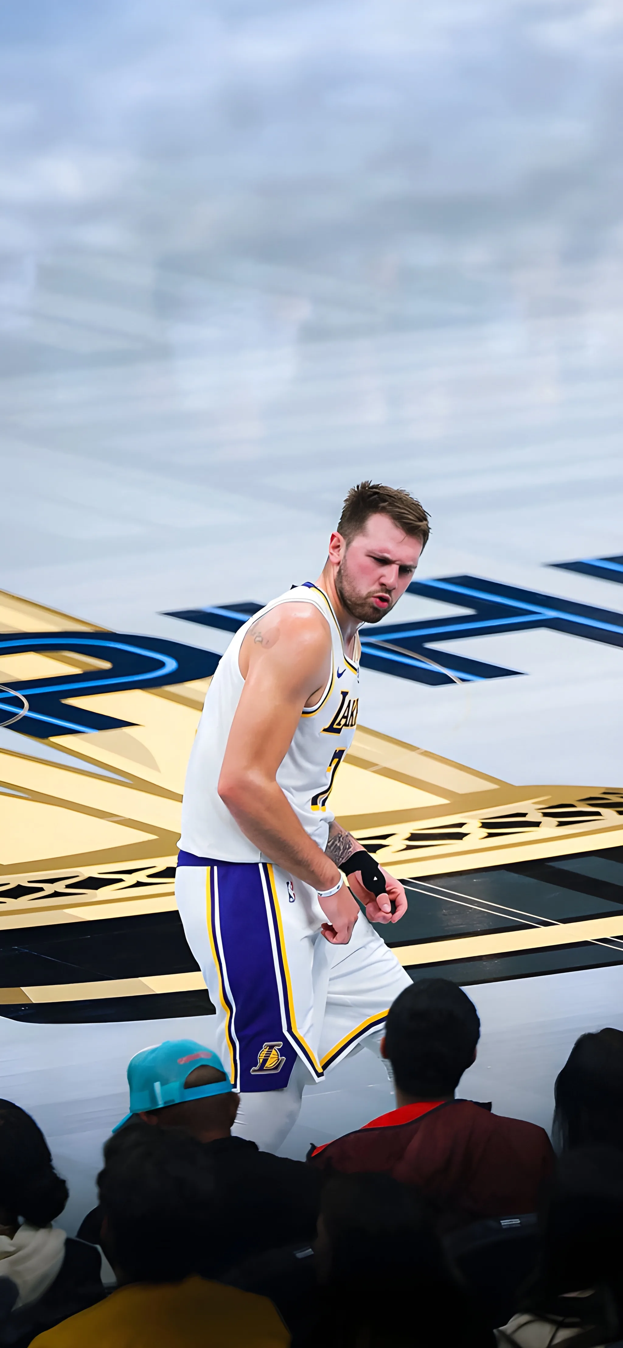 Austin Reaves 4K Wallpaper Austin Reaves 4K Wallpaper — 2048×4428 HD wallpaper