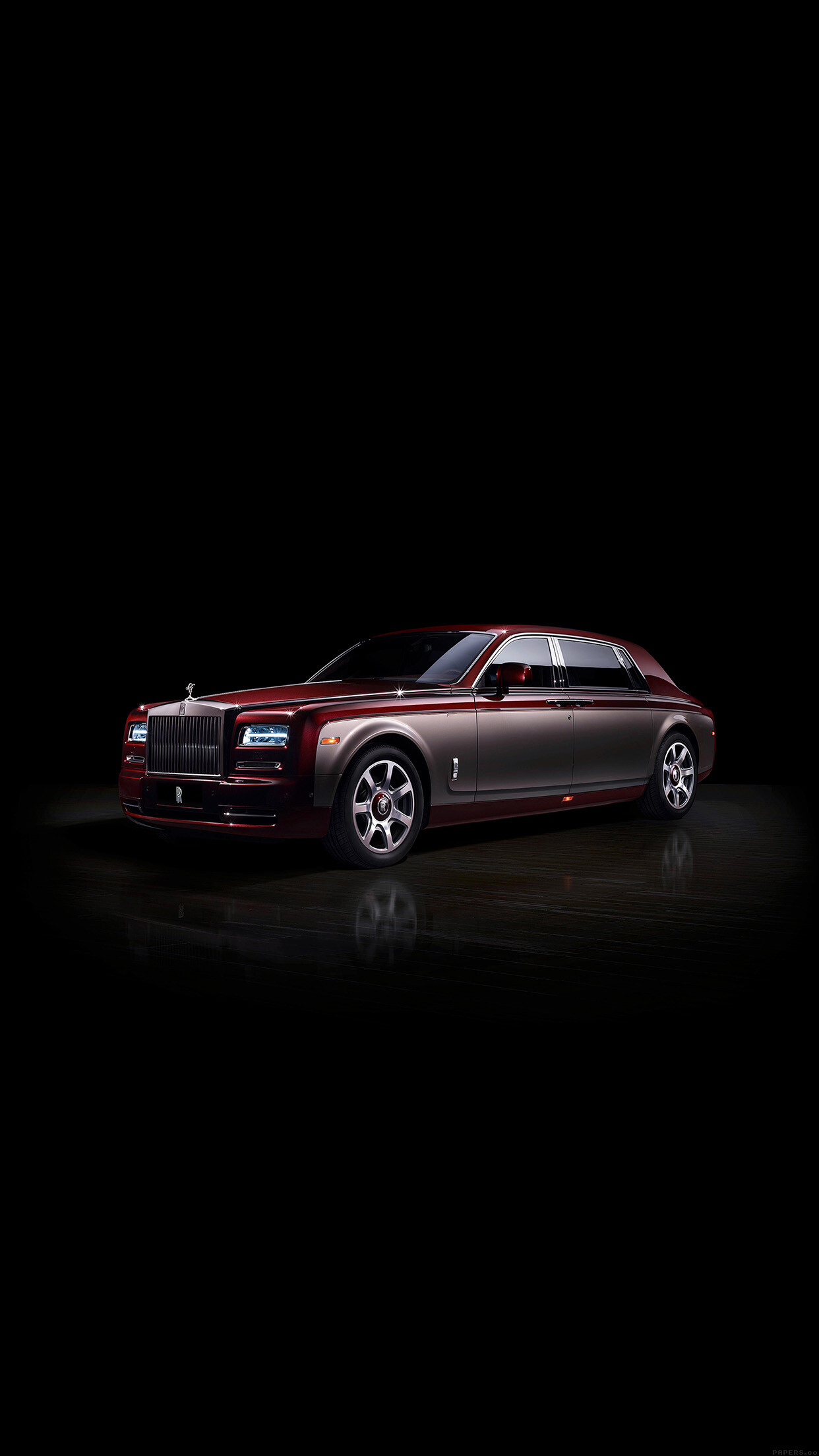 Rolls-Royce Phantom VII Pinnacle Travel, Two-tone burgundy silver, Dark studio setting Rolls-Royce Phantom VII Pinnacle Travel, Two-tone burgundy silver, Dark studio setting — 1242×2208 HD wallpaper
