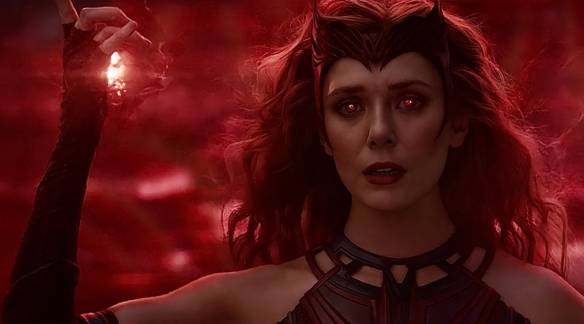 Wanda Maximoff, Elizabeth Olsen, Crimson tiara headpiece, Chaos magic hand Wanda Maximoff, Elizabeth Olsen, Crimson tiara headpiece, Chaos magic hand — 2048×1138 HD wallpaper