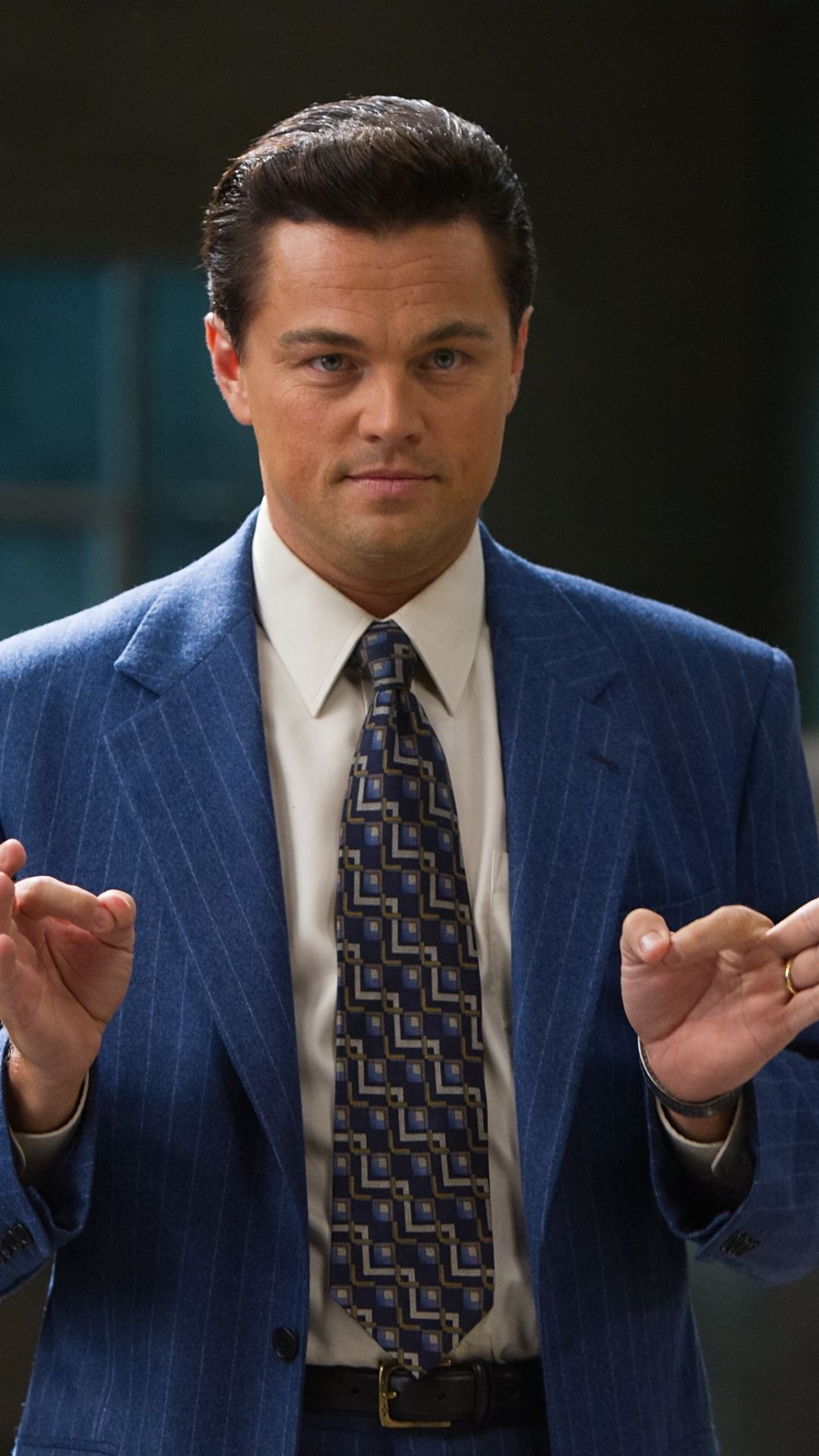 Jordan Belfort DiCaprio, Blue pinstripe suit, Patterned silk tie Jordan Belfort DiCaprio, Blue pinstripe suit, Patterned silk tie — 1080×1920 HD wallpaper