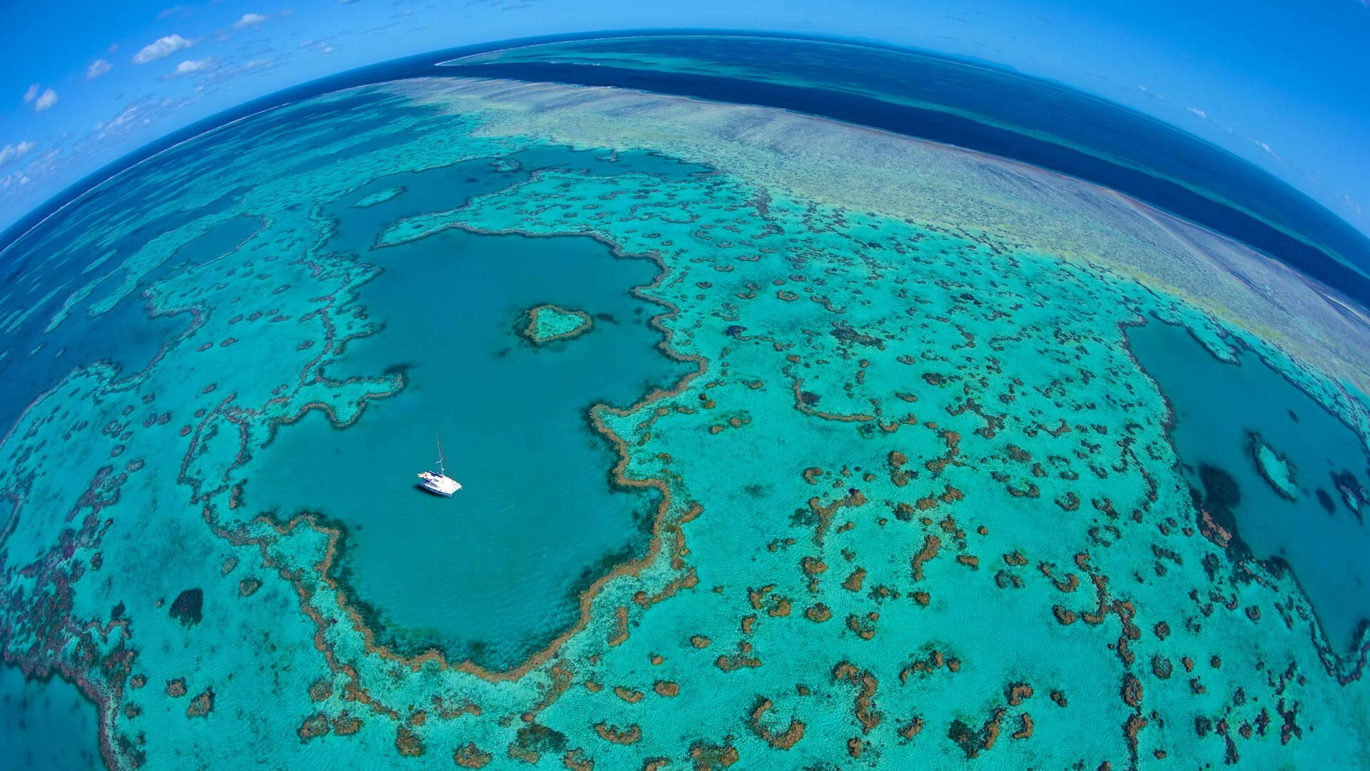 Great Barrier Reef aerial, White catamaran yacht, Turquoise coral lagoon Great Barrier Reef aerial, White catamaran yacht, Turquoise coral lagoon — 1920×1080 HD wallpaper